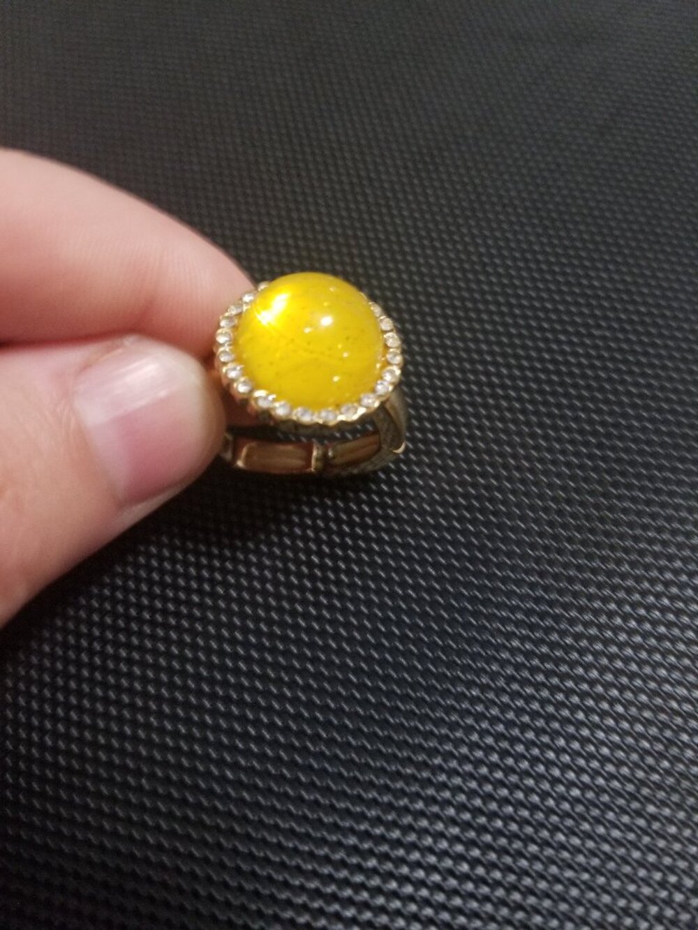 "My Moon(stone)" Stretch-Halo-Ring